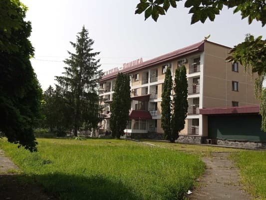 Готель Ялинка