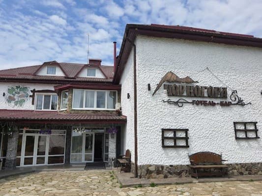 Готельно-ресторанний комплекс Чорногора