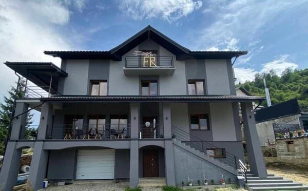 Готель Family Residence