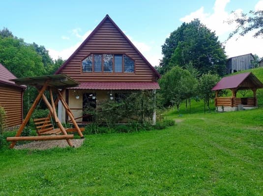 Приватна садиба Лісова тиша