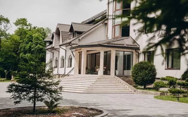 Готель Солотвино Резорт