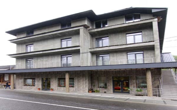 Гостинний двір Дубок