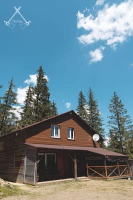 Котедж Топірець