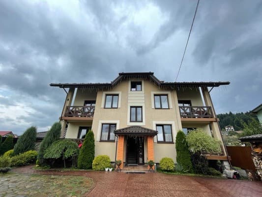 Готель Вілла Северин