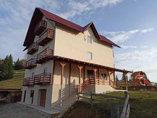 Приватна садиба У Павла