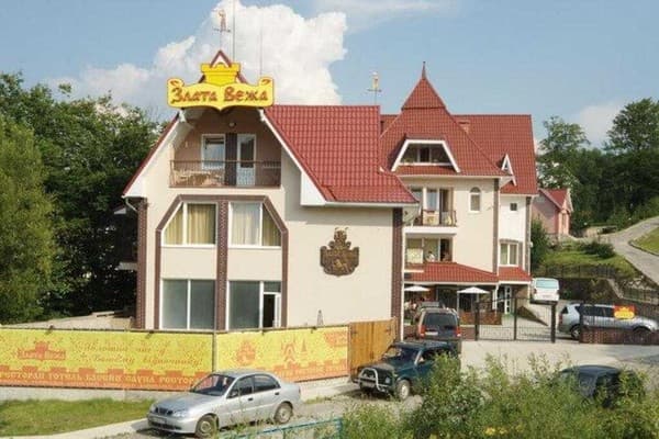 Готель Злата Вежа