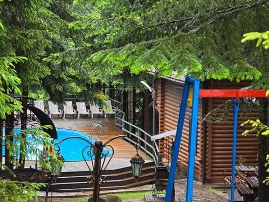 Котедж Гостинний двір