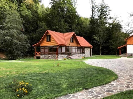 Готельно-ресторанний комплекс Darino