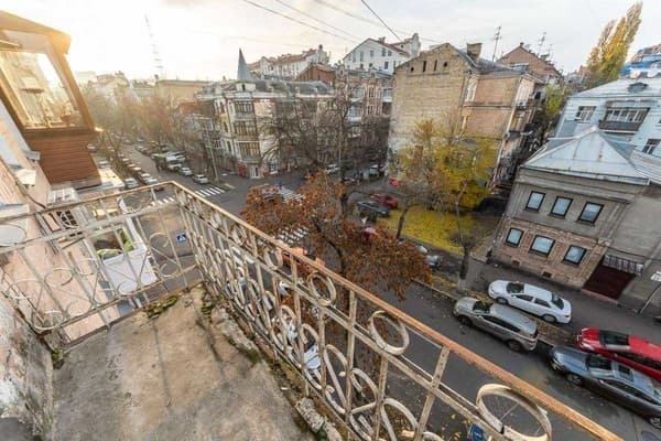 Квартира Flatkiev станція метро Контрактова Площа