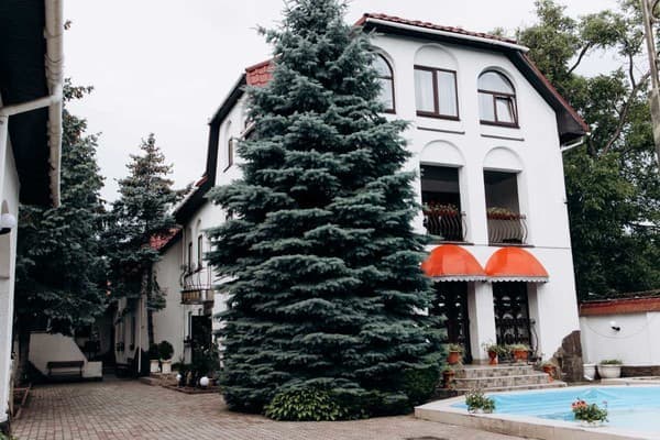 Готель Едуард