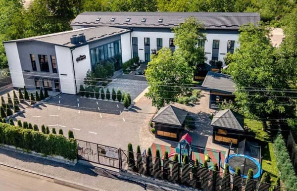 Готельно-ресторанний комплекс Stone Resort