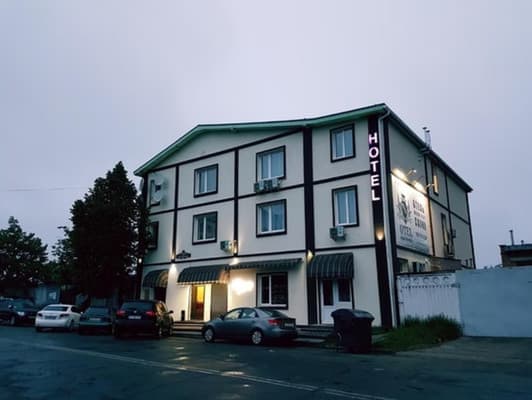 Готель Київські ночі