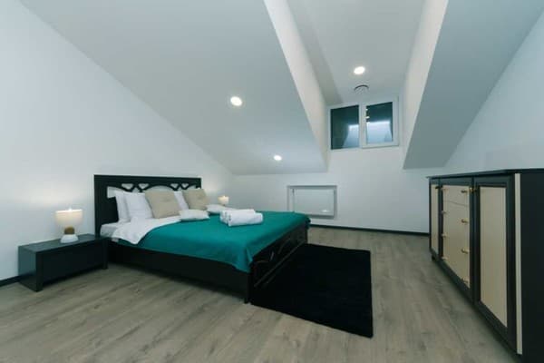 Квартира в центрі міста, на вул. Михайлівська 16