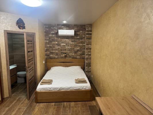 Гостинний двір на Садовського