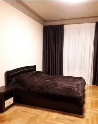 Квартира пр. Яворницького, 67