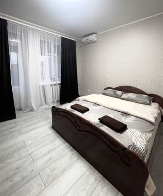 Квартира ViktoryHome на Металургів 24