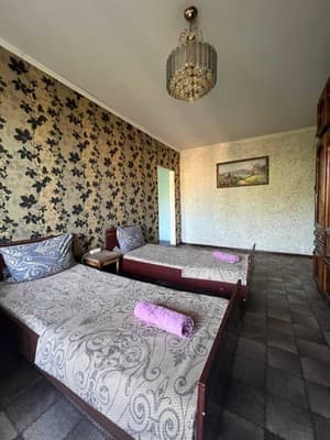 Квартира ViktoryHome на Космонавтів 26