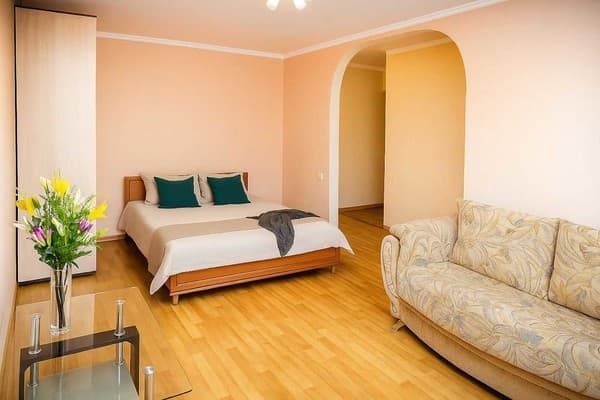 Квартира вул. Незалежної України 63/13