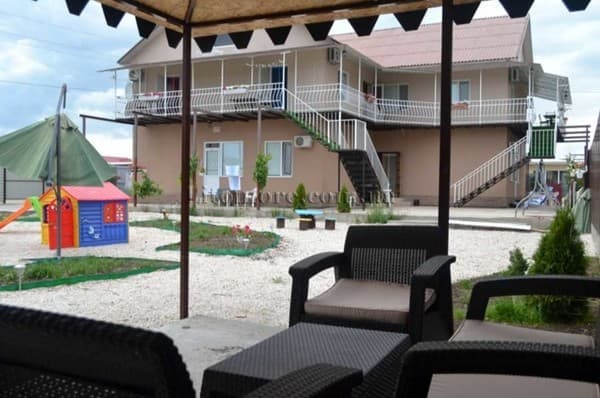 Котедж Надін