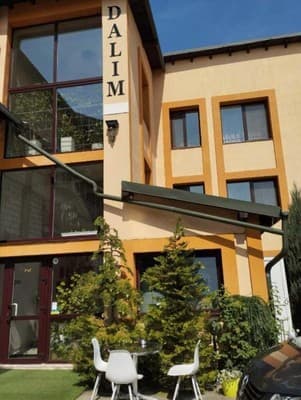 Готель DALIM