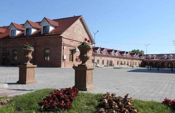 Готель Бережани