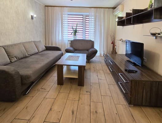 Квартира Home Hotel вул. Нижній Вал, 41/27