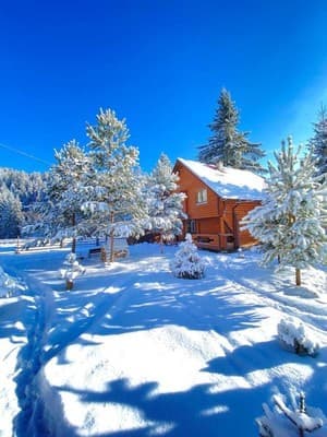 Приватна садиба Урочище Луг