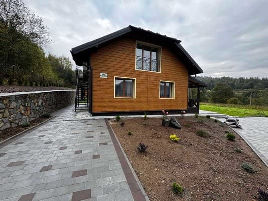 Приватна садиба Біля Тустані