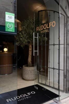 Готель Rudolfo Hotel