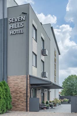 Готель Seven Hills Hotel