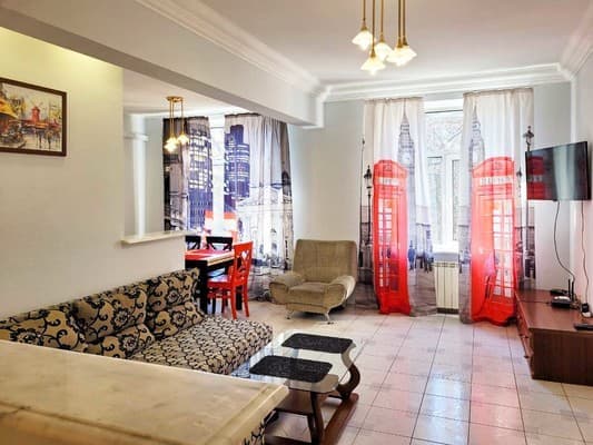 Квартира Home Hotel вул. Пушкінська, 2/7