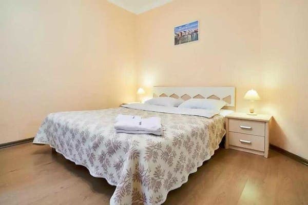 Квартира Home Hotel вул. Нижній Вал, 41