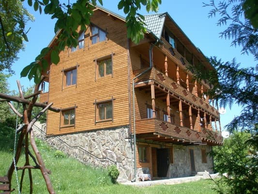 Готель Гуцульська Хата