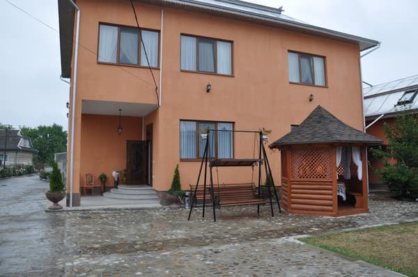 Готель Любава