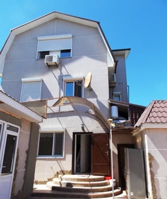 Приватна садиба Южанка 60