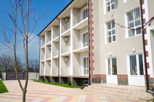 Гостинний двір Антуріум