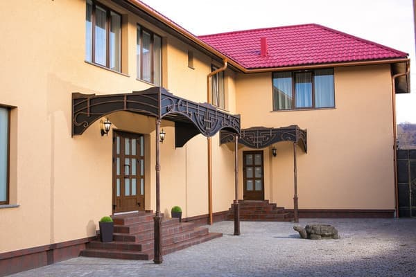 Готельно-ресторанний комплекс Іллара