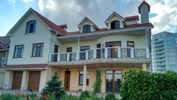 Вілла Олена