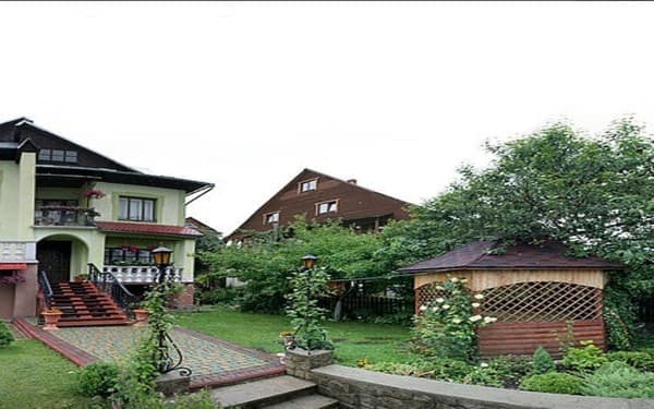 Приватна садиба Арніка