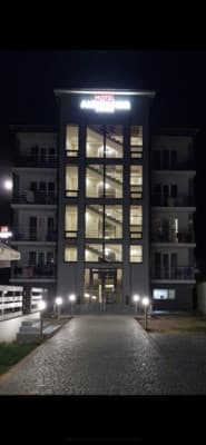 Готель Aleksandr