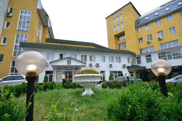 Готель Верховина на Петропавлівській