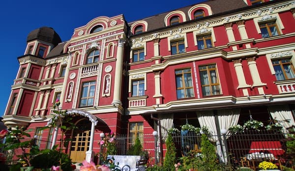 Готель LaVilia