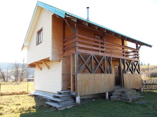 Приватна садиба 12 Місяців